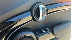 MINI Hatchback 1.5 Cooper Classic Premium 5dr Auto Petrol Hatchback